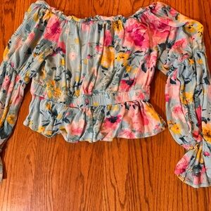 Emily Wonder Short top